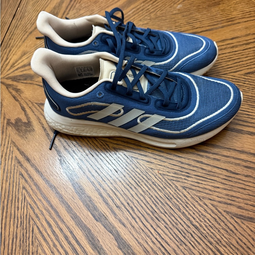 Adidas Men's Navy and Cream Sneakers